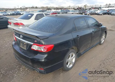 2011 Toyota Corolla S z USA, uszkodzony, nr VIN 2T1BU4EE8BC661356